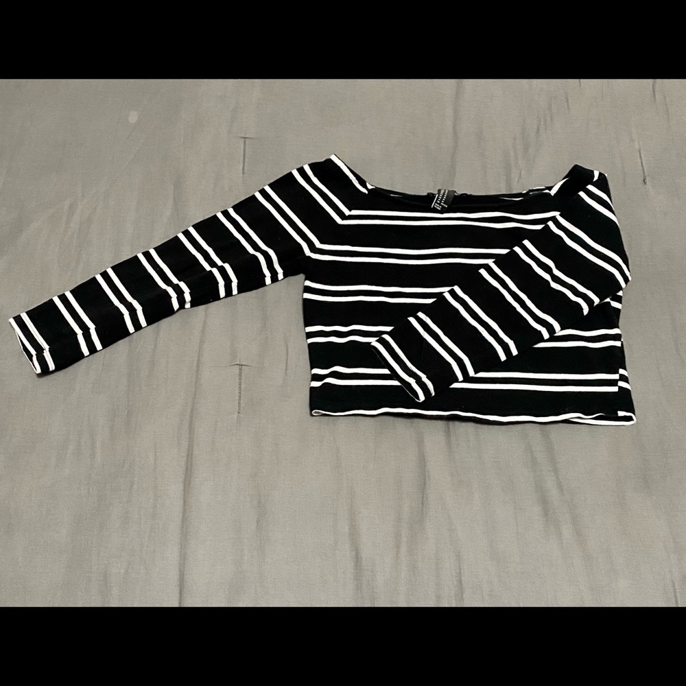 Forever 21 Cropped Striped Long Sleeve